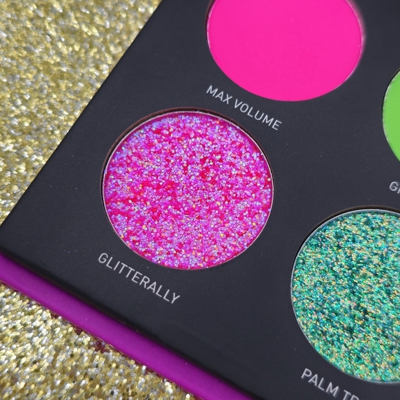 Morphe x Saweetie 24A Artist Pass Artistry Eyeshadow Palette - Picture 5 of 7